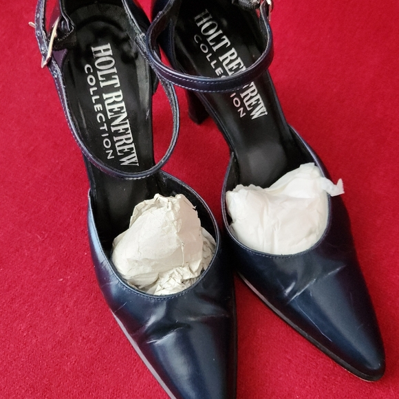Holt Renfrew Collection Dark Navy Heels - Picture 3 of 3